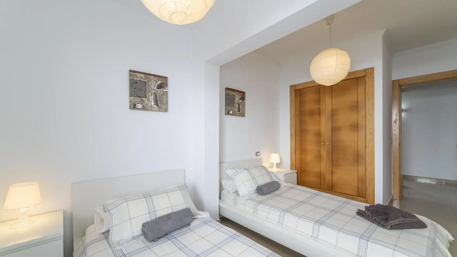 Excellent Playa Blanca Villa 4 Bedrooms Villa Mestana Modern Interiors Sea Mountain Views 0*, Playa Blanca (Lanzarote) Spain