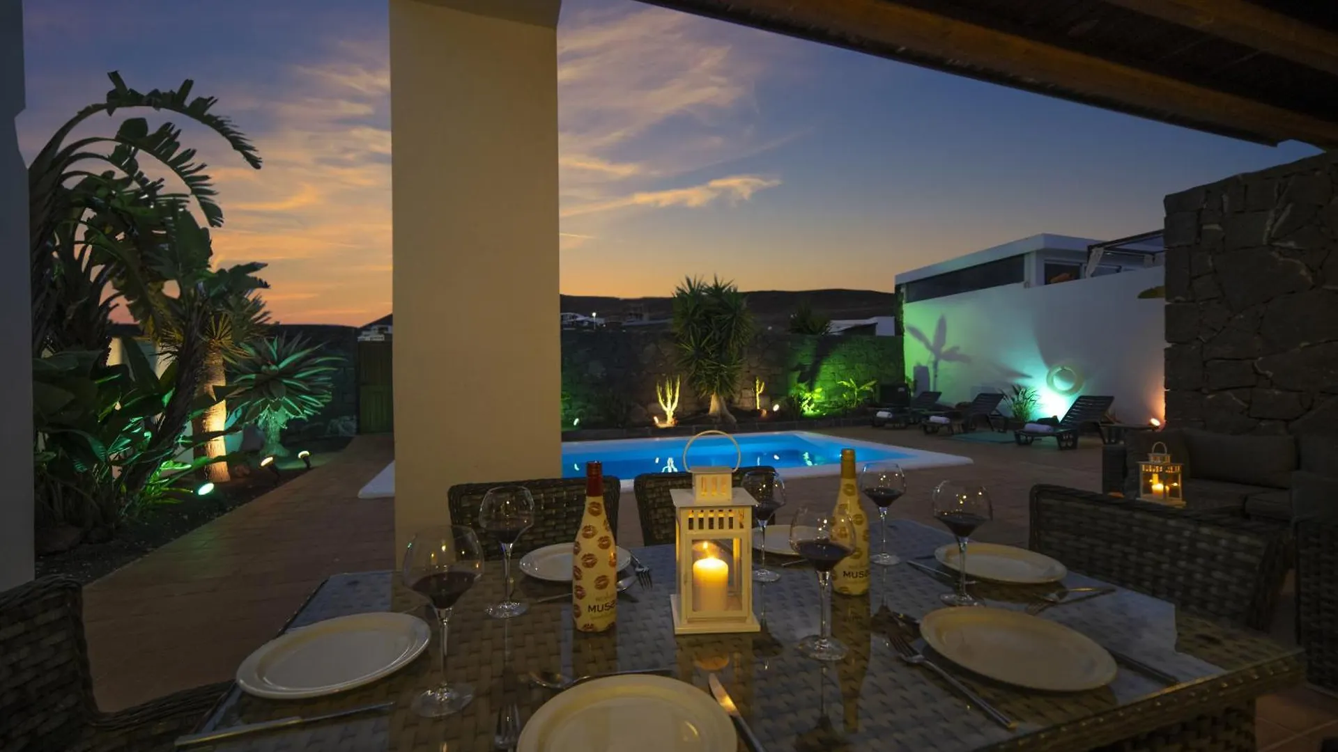 Excellent Playa Blanca Villa 4 Bedrooms Villa Mestana Modern Interiors Sea Mountain Views Spain